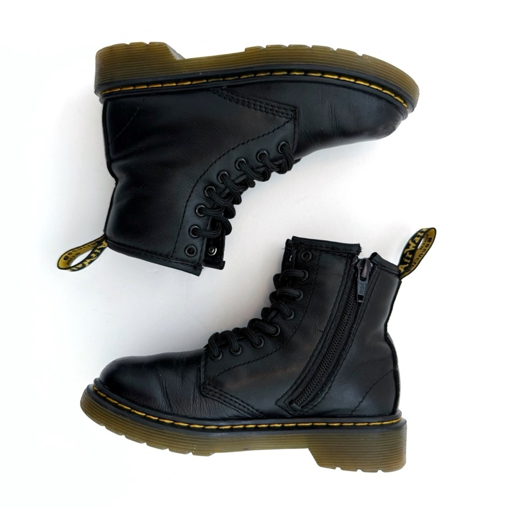 DR. MARTENS 1460 J KIDS BLACK LEATHER LACE UP ANKLE BOOTS - Picture 5 of 10